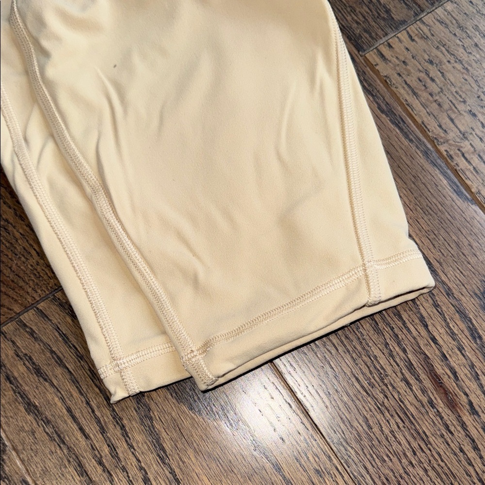 Lululemon Align high-rise leggings 25” cream bone maternity friendly size 12 - Picture 9 of 12
